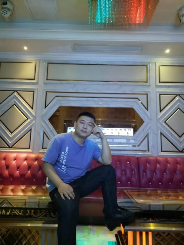 黄生的第四张照片--连云港相亲服务中心