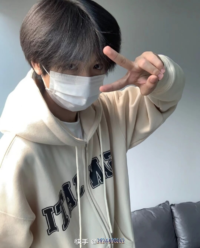 emo的风的第一张照片--连云港相亲服务中心