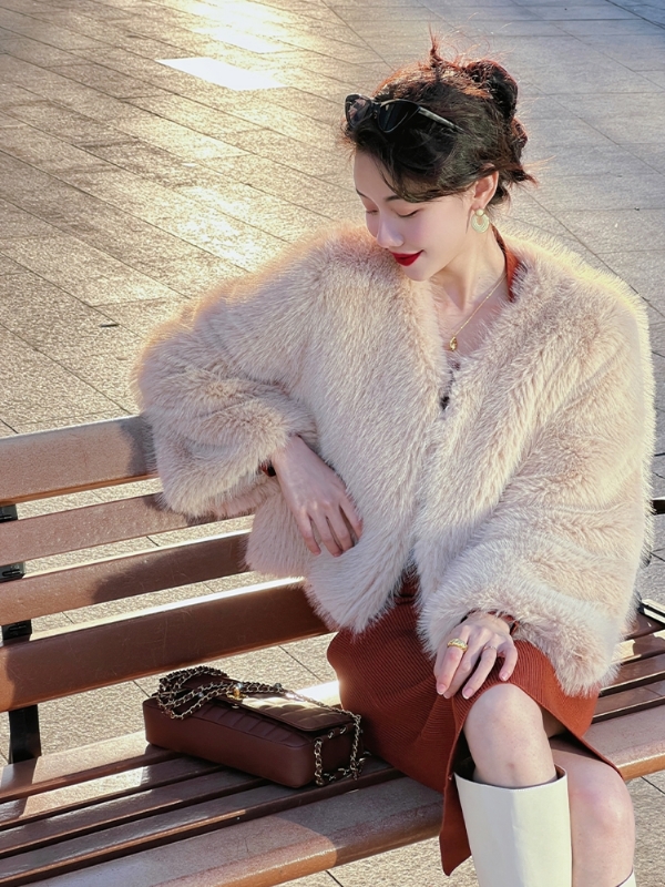 雷小姐的第一张照片--连云港相亲服务中心