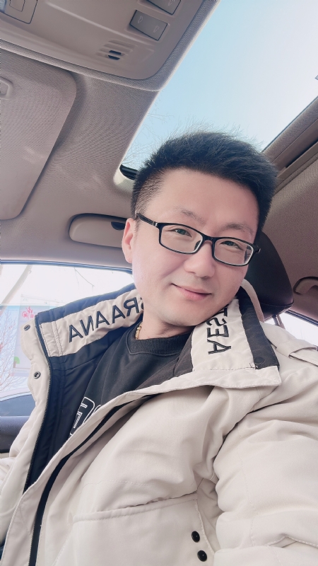 不离不弃的第二张照片--连云港相亲服务中心