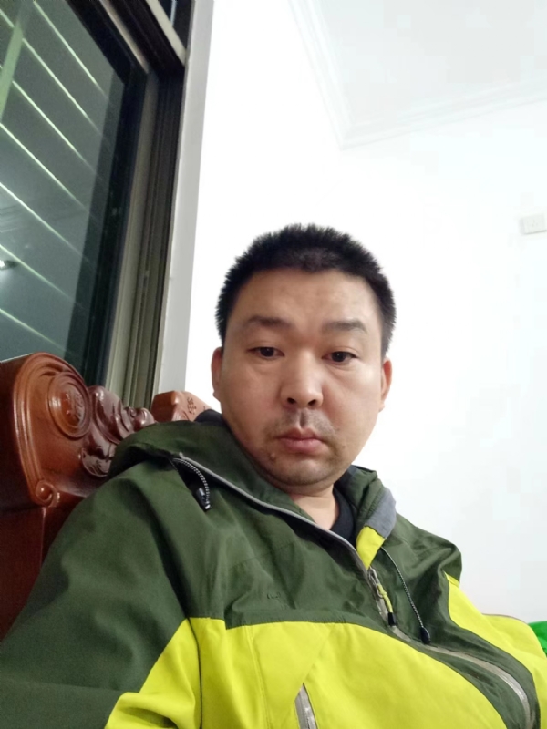 阿汤的第一张照片--连云港相亲服务中心