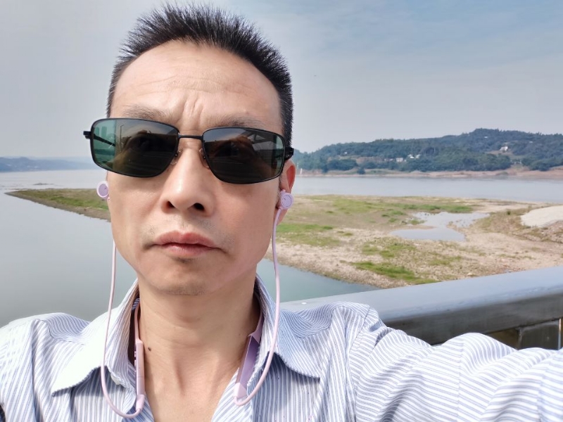 猪哥哥的第一张照片--连云港相亲服务中心