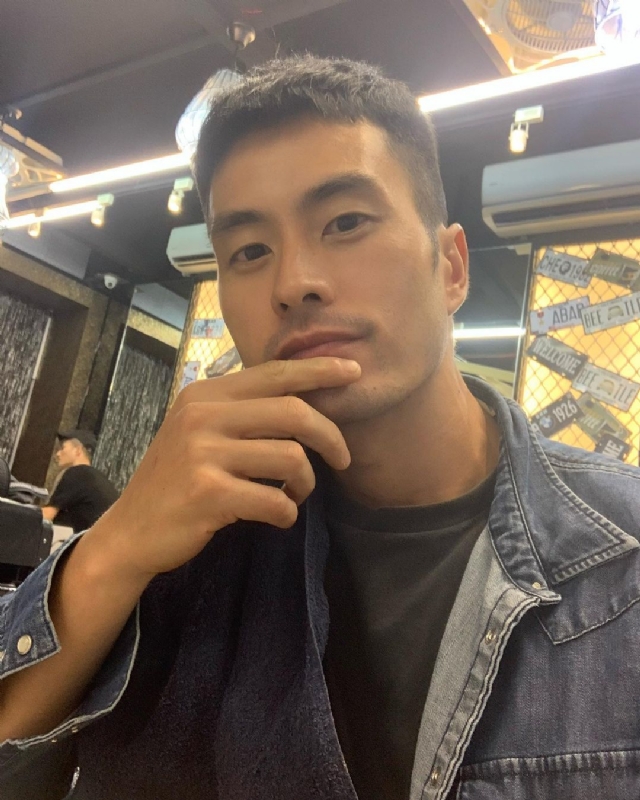 伟业强哥的第一张照片--连云港相亲服务中心