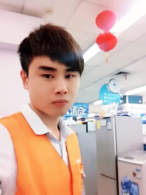 罗自强的第一张照片--连云港相亲服务中心