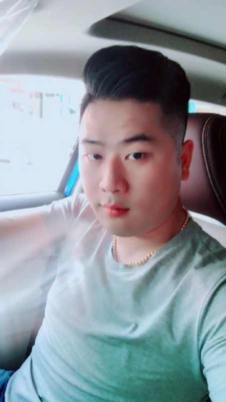 爱吃冰西瓜的猪的第一张照片--连云港相亲服务中心