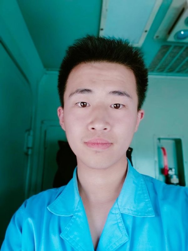 生而为人的第一张照片--连云港相亲服务中心