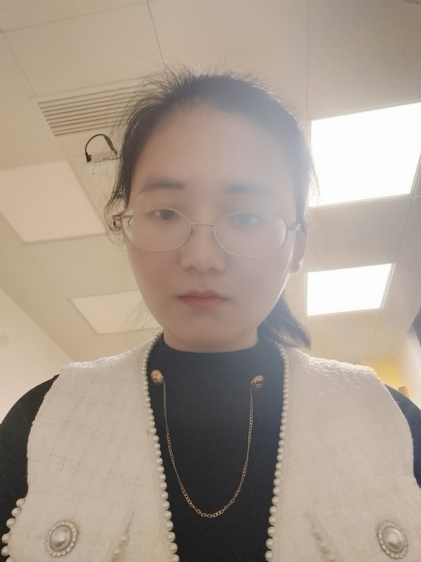 闲敲棋子的第一张照片--连云港相亲服务中心