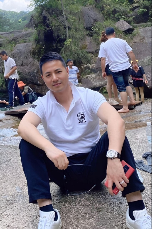 勿忘初心的第三张照片--连云港相亲服务中心