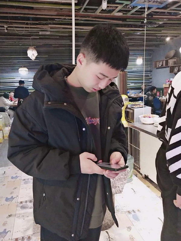 小赵的第一张照片--连云港相亲服务中心