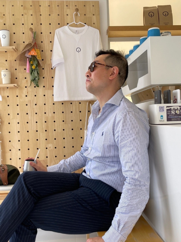 高陆的第一张照片--连云港相亲服务中心