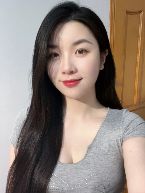 乔乔在寻爱的第一张照片--连云港相亲服务中心