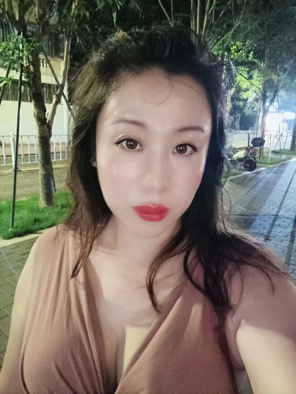 叶子青青的第二张照片--连云港相亲服务中心