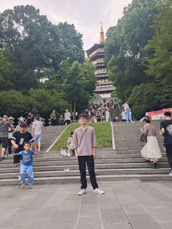 阳光男孩的第二张照片--连云港相亲服务中心