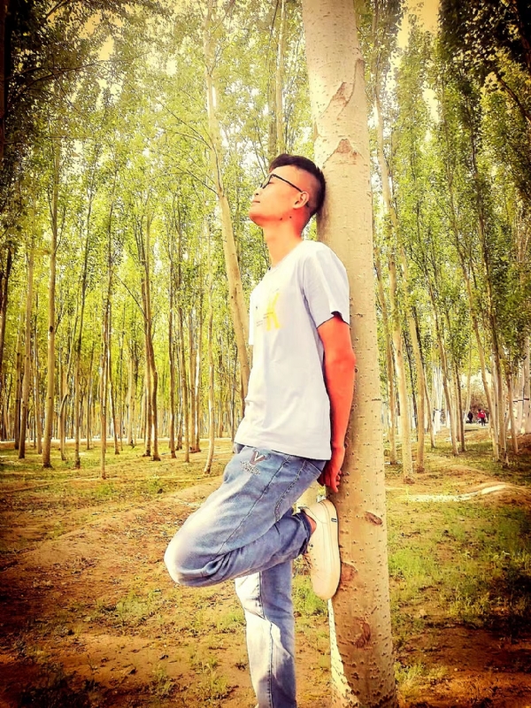 绝卓苦坚的第一张照片--连云港相亲服务中心