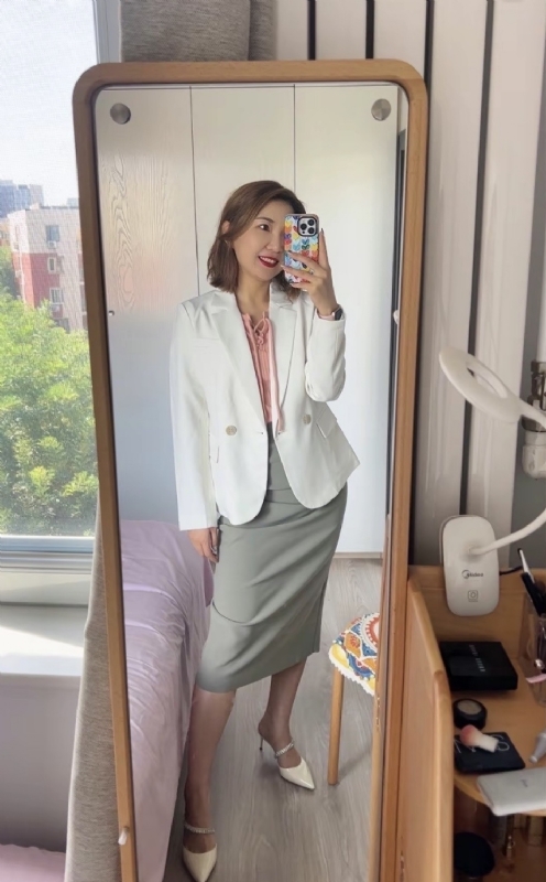 丽波的第三张照片--连云港相亲服务中心