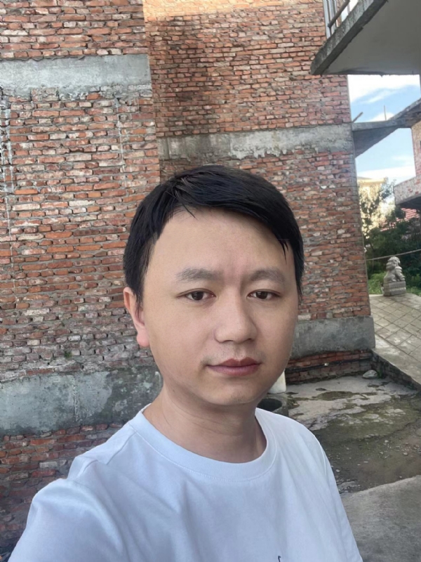 行人的第二张照片--连云港相亲服务中心