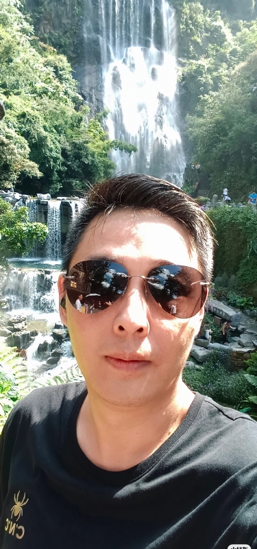 小小帅哥的第一张照片--连云港相亲服务中心