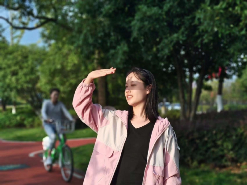 达拉崩吧的第一张照片--连云港相亲服务中心