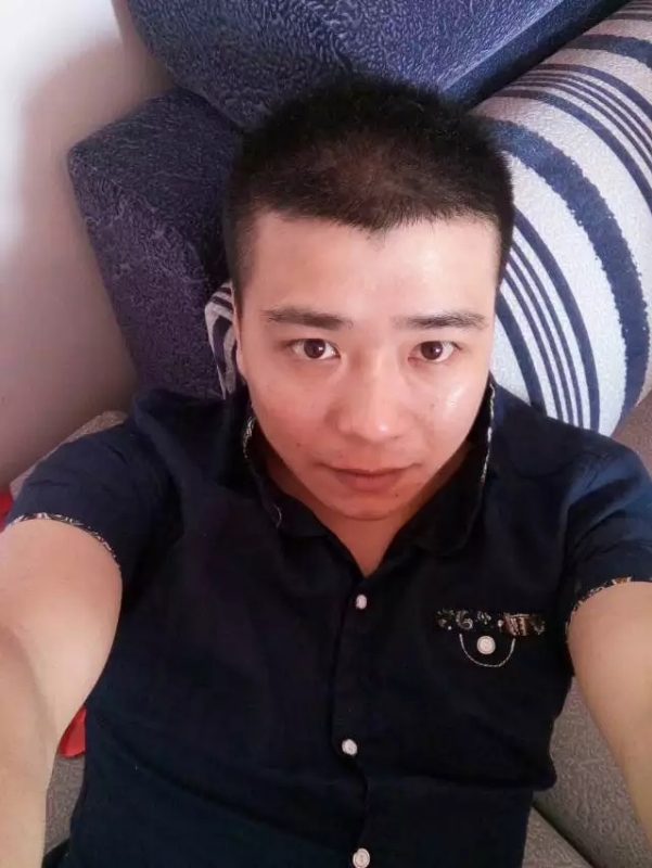 漫步的面包的第一张照片--连云港相亲服务中心