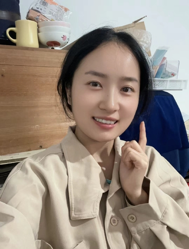 多喝热水的第一张照片--连云港相亲服务中心