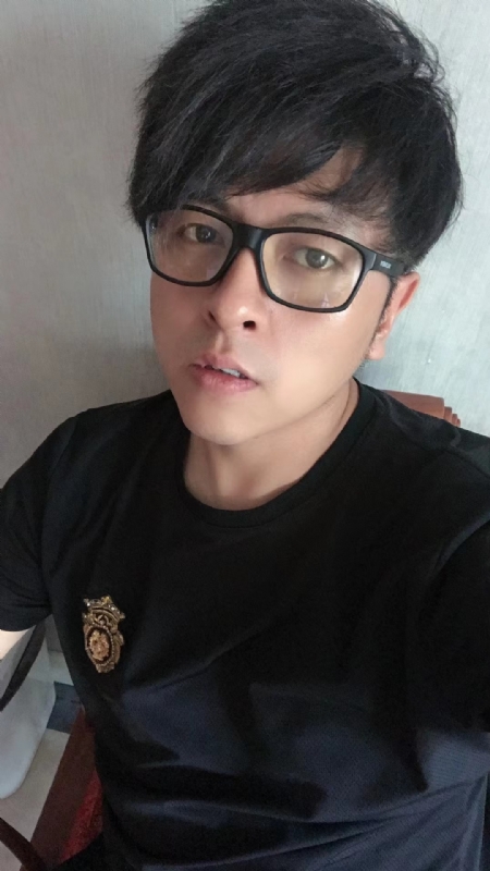 爱你永远不容易的第一张照片--连云港相亲服务中心