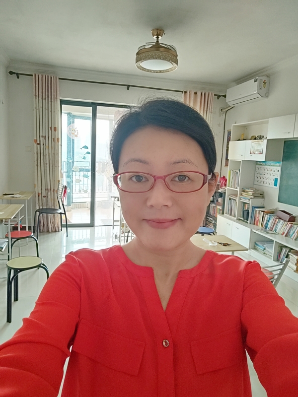 丽华的第二张照片--连云港相亲服务中心