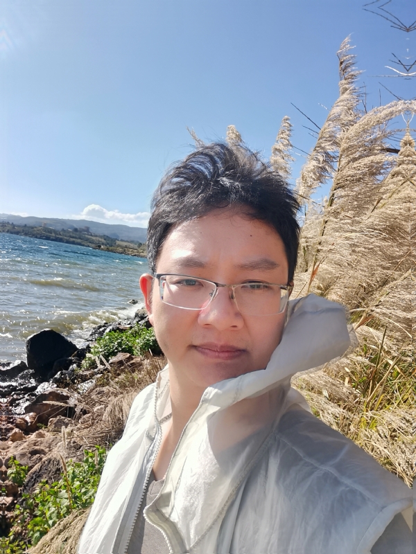 梅安歌的第一张照片--连云港相亲服务中心