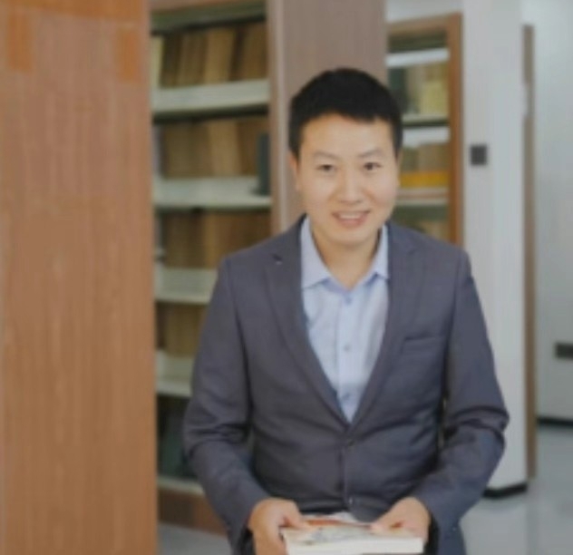 罗梓焜的第二张照片--连云港相亲服务中心