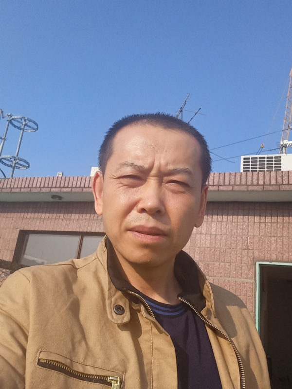 红尘逐浪的第一张照片--连云港相亲服务中心