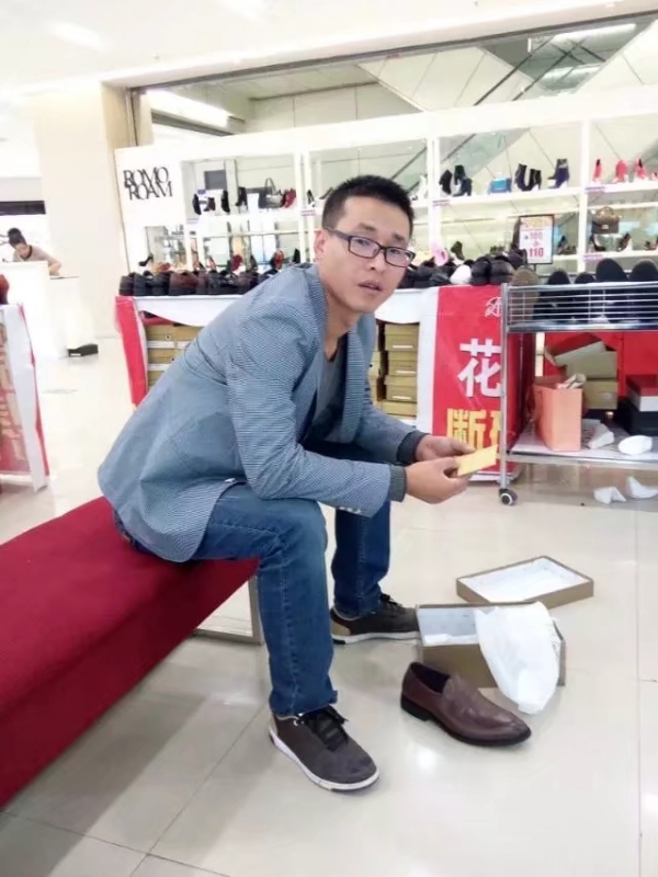 借我你的手的第一张照片--连云港相亲服务中心