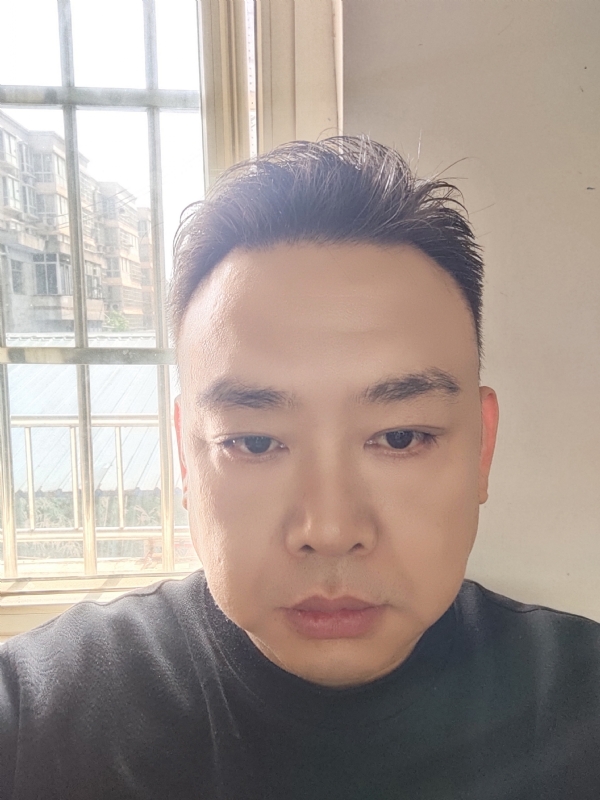 爱人先爱己的第一张照片--连云港相亲服务中心