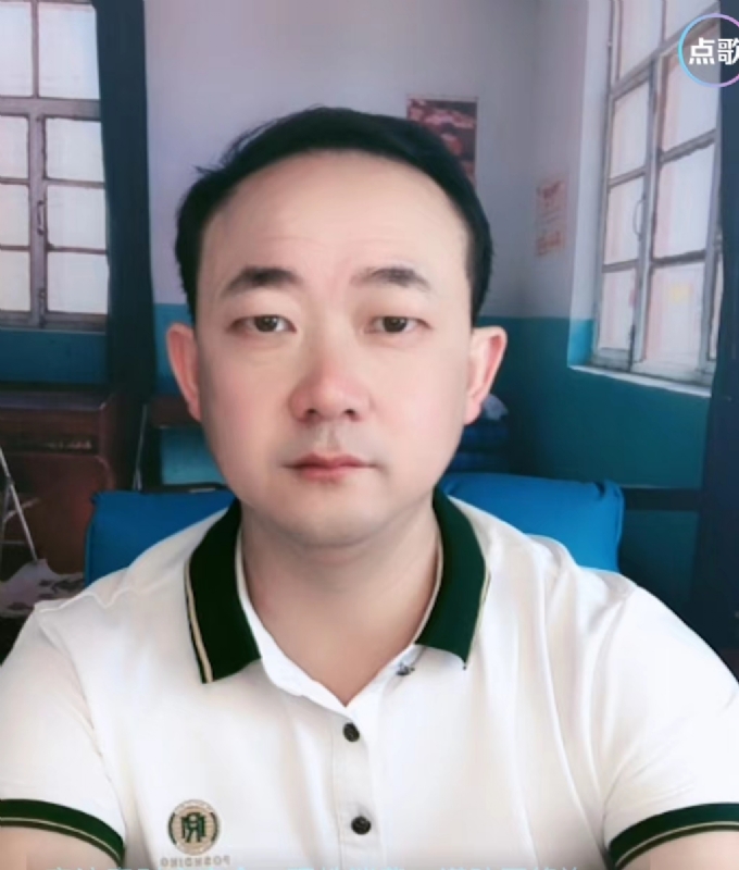 成秀才的第一张照片--连云港相亲服务中心