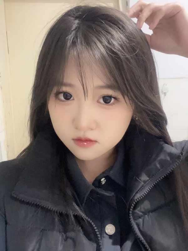 荣荣的第一张照片--连云港相亲服务中心