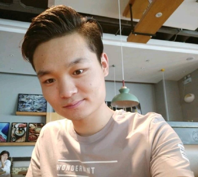 裴海洋的第一张照片--连云港相亲服务中心