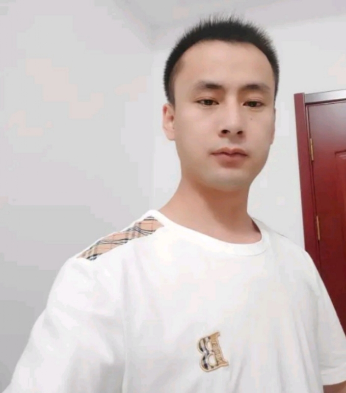 海阔天空的第一张照片--连云港相亲服务中心