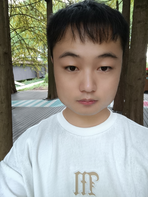 故人似的第一张照片--连云港相亲服务中心