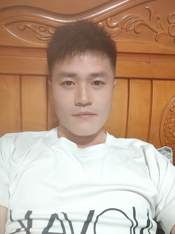 网球罗的第三张照片--连云港相亲服务中心