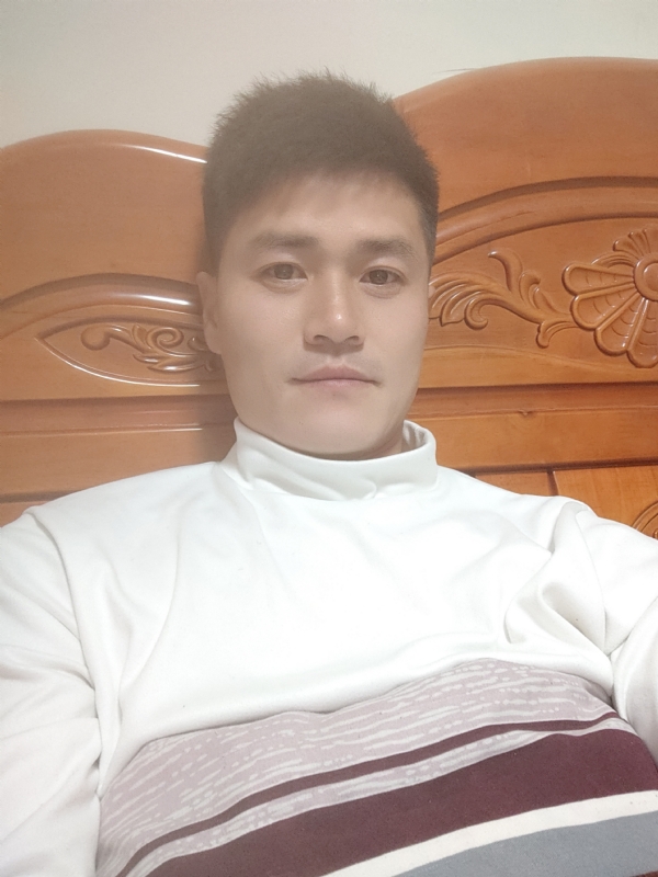 网球罗的第四张照片--连云港相亲服务中心