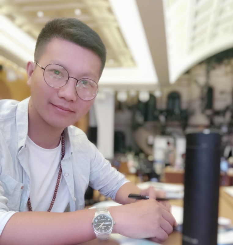 黄先生的第一张照片--连云港相亲服务中心