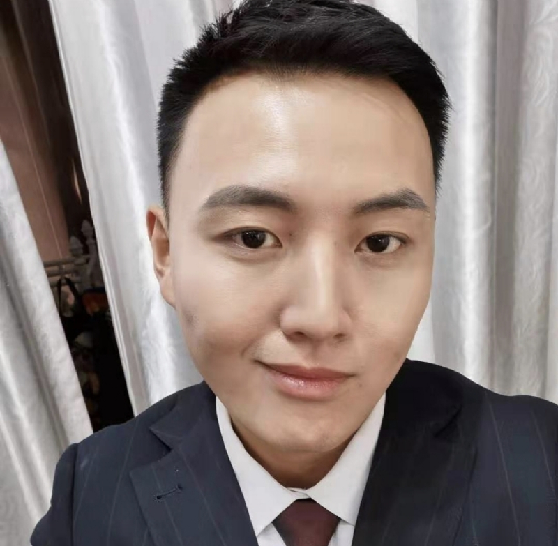 英俊潇洒的第二张照片--连云港相亲服务中心