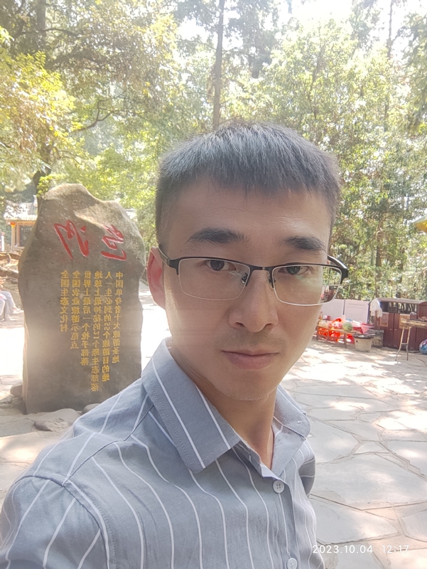 未来可期的第一张照片--连云港相亲服务中心