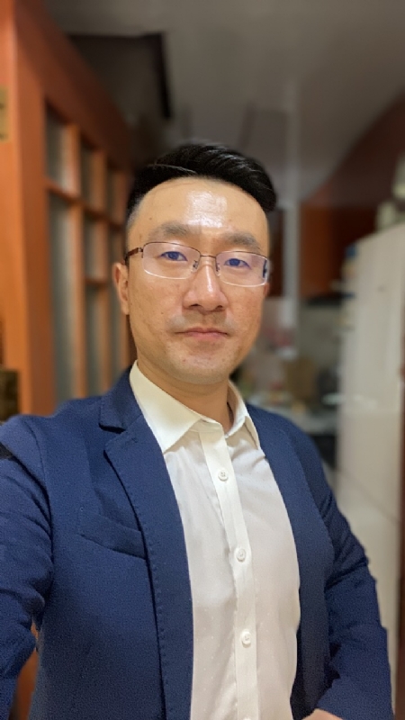 笑看人生的第一张照片--连云港相亲服务中心