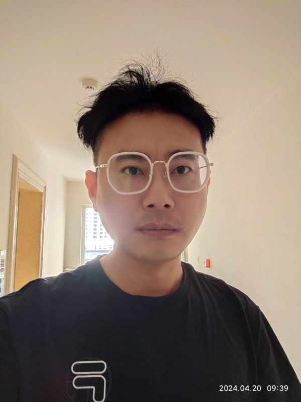 信带小李的第一张照片--连云港相亲服务中心