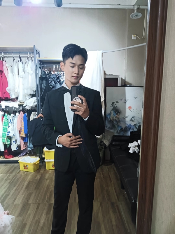 李梓宇的第一张照片--连云港相亲服务中心