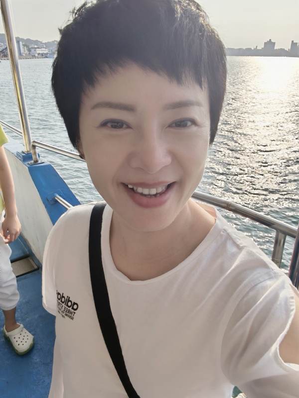 Tina的第一张照片--连云港相亲服务中心