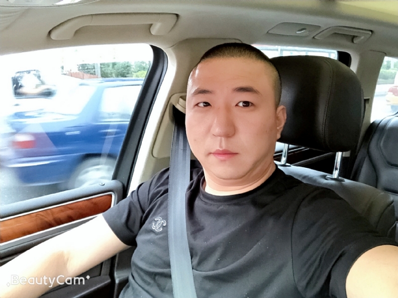 路人甲的第一张照片--连云港相亲服务中心