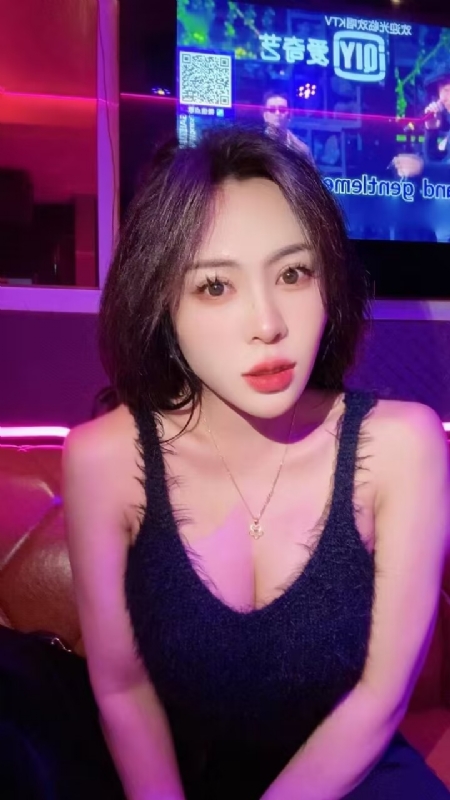 素素可月的第一张照片--连云港相亲服务中心