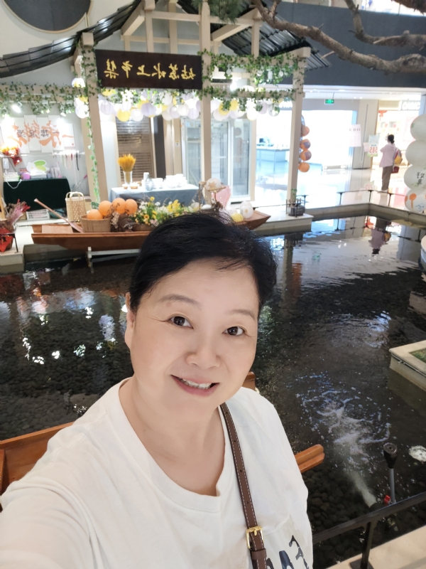 丁姐爱生活的第三张照片--连云港相亲服务中心