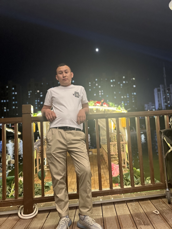 大超的第一张照片--连云港相亲服务中心