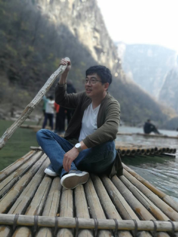 风被吹走了的第一张照片--连云港相亲服务中心